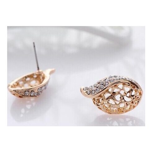 Aranylevél fülbevaló